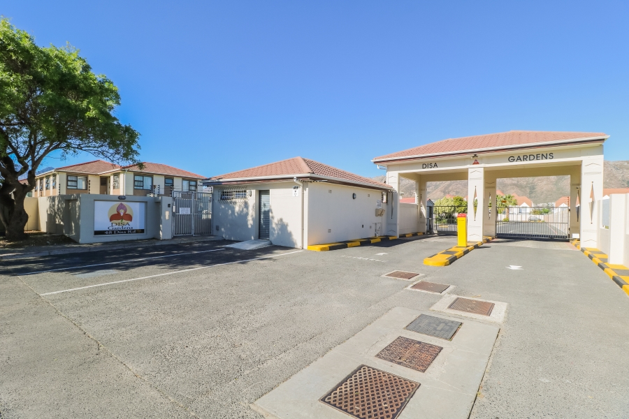 2 Bedroom Property for Sale in Gordons Bay Central Western Cape